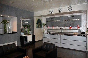 Abc Hotel