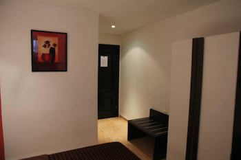 Abc Hotel