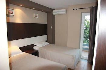 Abc Hotel