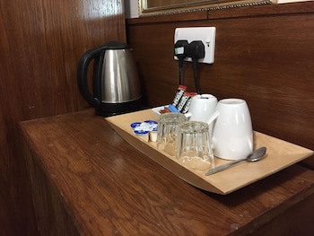 Adelphi Hotel