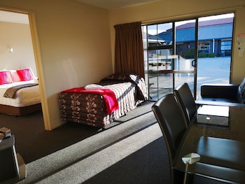 Aston Court Motel Blenheim