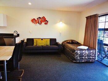 Aston Court Motel Blenheim