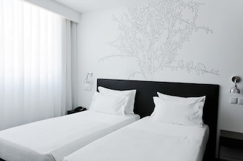 Open Village Sports Hotel & Spa Club