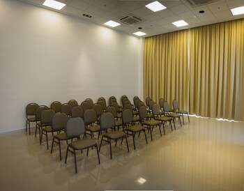 Amerian Puerto Rosario Hotel
