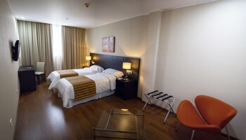 Amerian Puerto Rosario Hotel