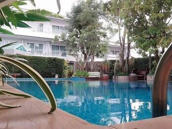 Baan Suksiri Hotel