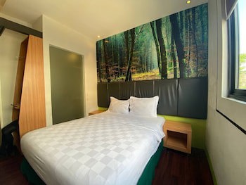 Arbor Biz Hotel