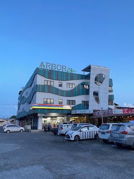 Arbor Biz Hotel