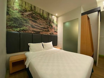 Arbor Biz Hotel