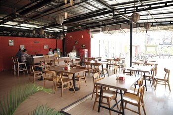 Arbor Biz Hotel