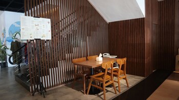 Arbor Biz Hotel