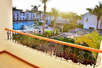 Dive Inn Resort