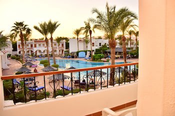 Dive Inn Resort