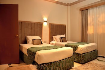 Dive Inn Resort