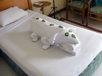 Dive Inn Resort