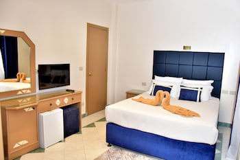 Dive Inn Resort
