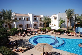 Dive Inn Resort