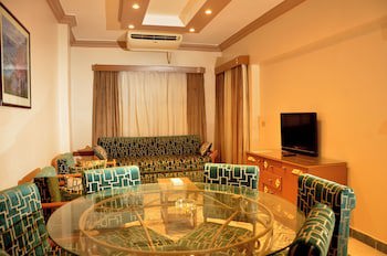 Dive Inn Resort