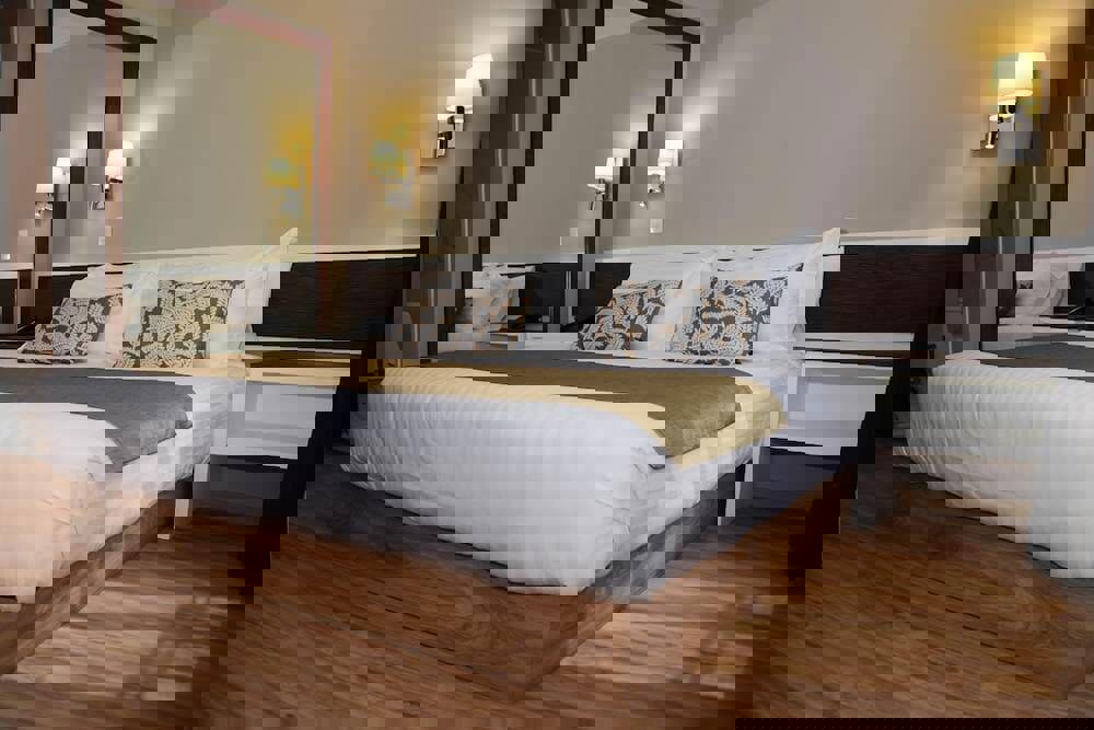 Hotel Plaza Revolucion