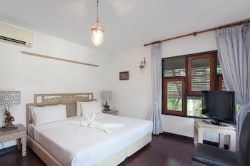 Kamala Beach Estate