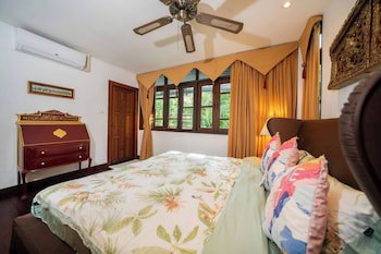 Kamala Beach Estate