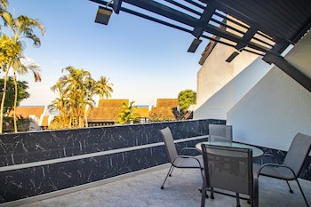 Kamala Beach Estate