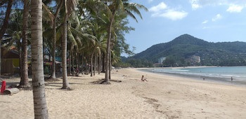 Kamala Beach Estate