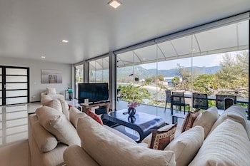 Kamala Beach Estate