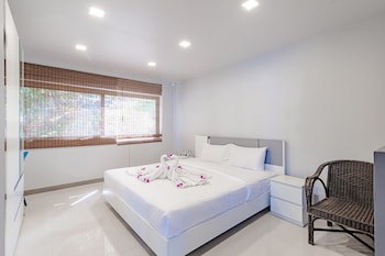 Kamala Beach Estate