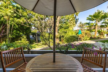 Kamala Beach Estate