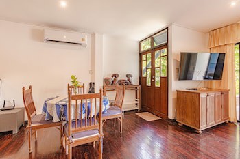 Kamala Beach Estate
