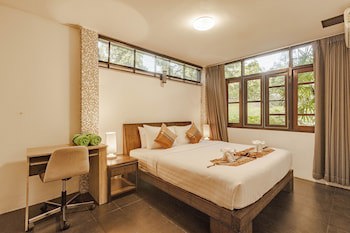 Kamala Beach Estate