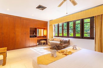 Kamala Beach Estate