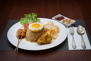 Cavinton Hotel Malioboro Yogyakarta By Tritama Hospitality