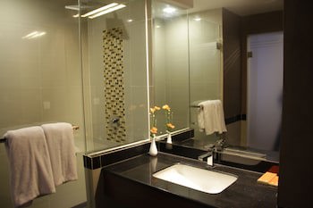 Cavinton Hotel Malioboro Yogyakarta By Tritama Hospitality