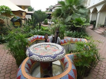 Fairway Hotel & Spa