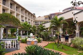 Fairway Hotel & Spa