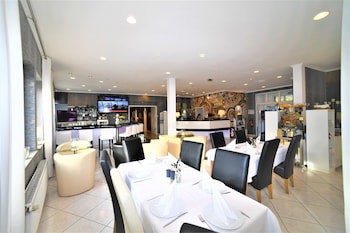 Ascot Hotel galeri fotoğrafı