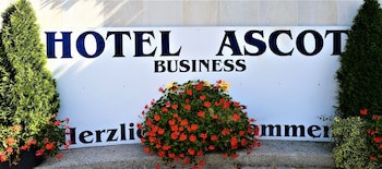 Ascot Hotel fotoğrafı