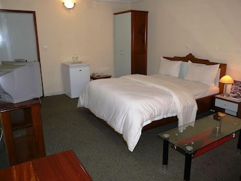 Azam Hotel