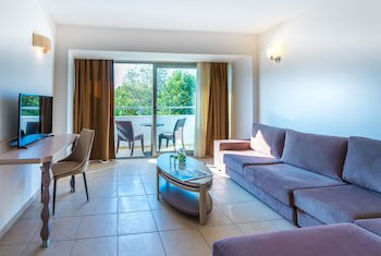 Cronwell Platamon Resort galeri fotoğrafı
