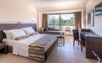 Cronwell Platamon Resort galeri fotoğrafı