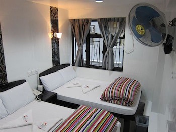 Delta Lounge