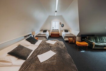 Heradsskolinn Historic Guesthouse