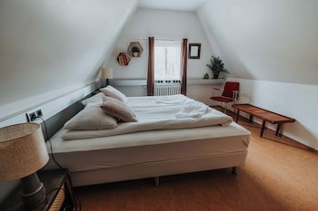 Heradsskolinn Historic Guesthouse