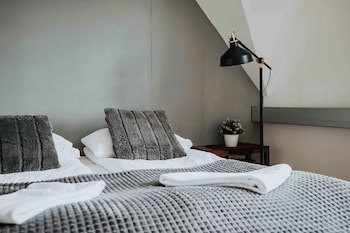 Heradsskolinn Historic Guesthouse