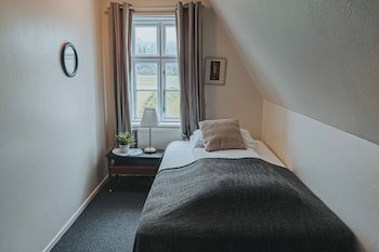 Heradsskolinn Historic Guesthouse