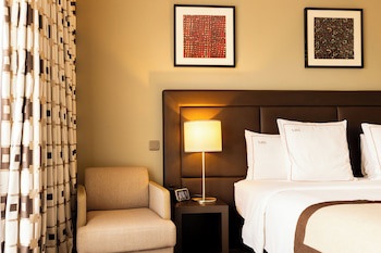 Hotel Akwa Palace