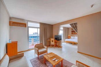 Hotel Akwa Palace