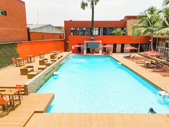 Hotel Akwa Palace